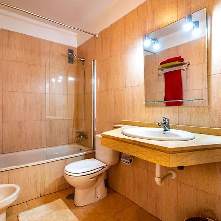 Lovely 1-bedroom Whit Pool