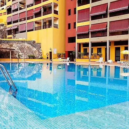 Apartment Lovely 1-bedroom Whit Pool