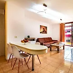 Lovely 1-bedroom Whit Pool