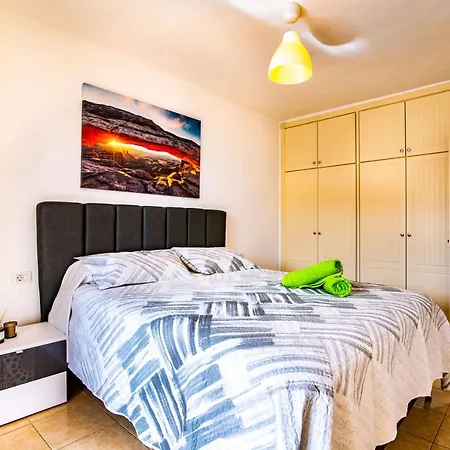 Lovely 1-bedroom Whit Pool Appartement
